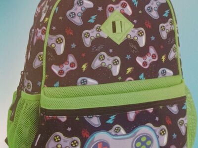 6 PEICE BACK PACK SET!