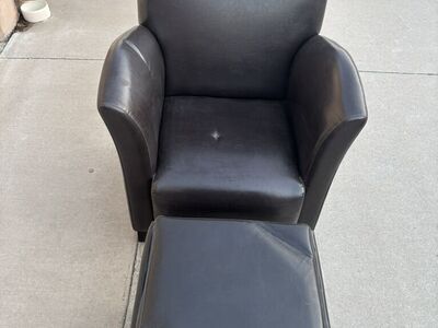 Leather Chair With Ottoman