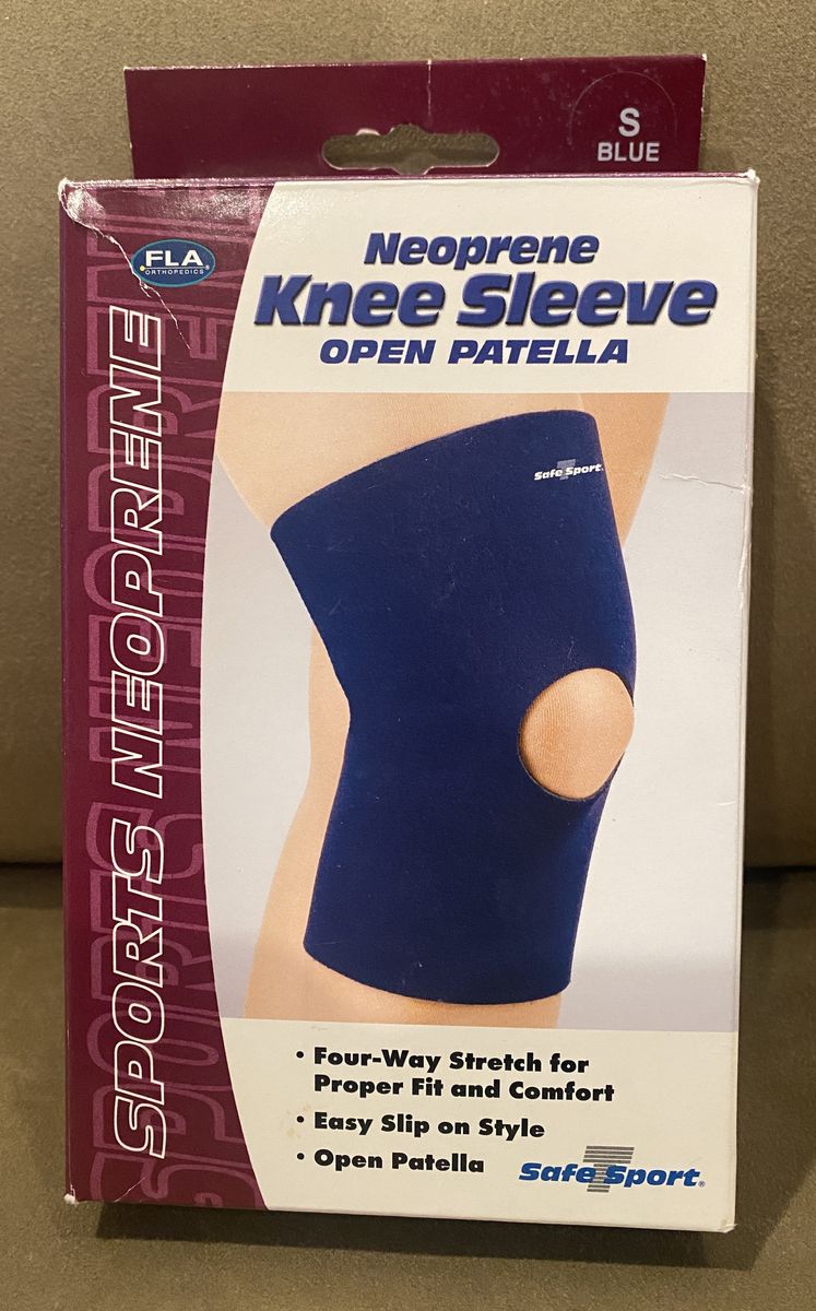 BRAND NEW IN BOX - FLA Orthopedics - SafeTSport Neoprene Open Patella Knee Sleeve - Small
