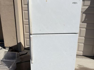 Free fridge/freezer