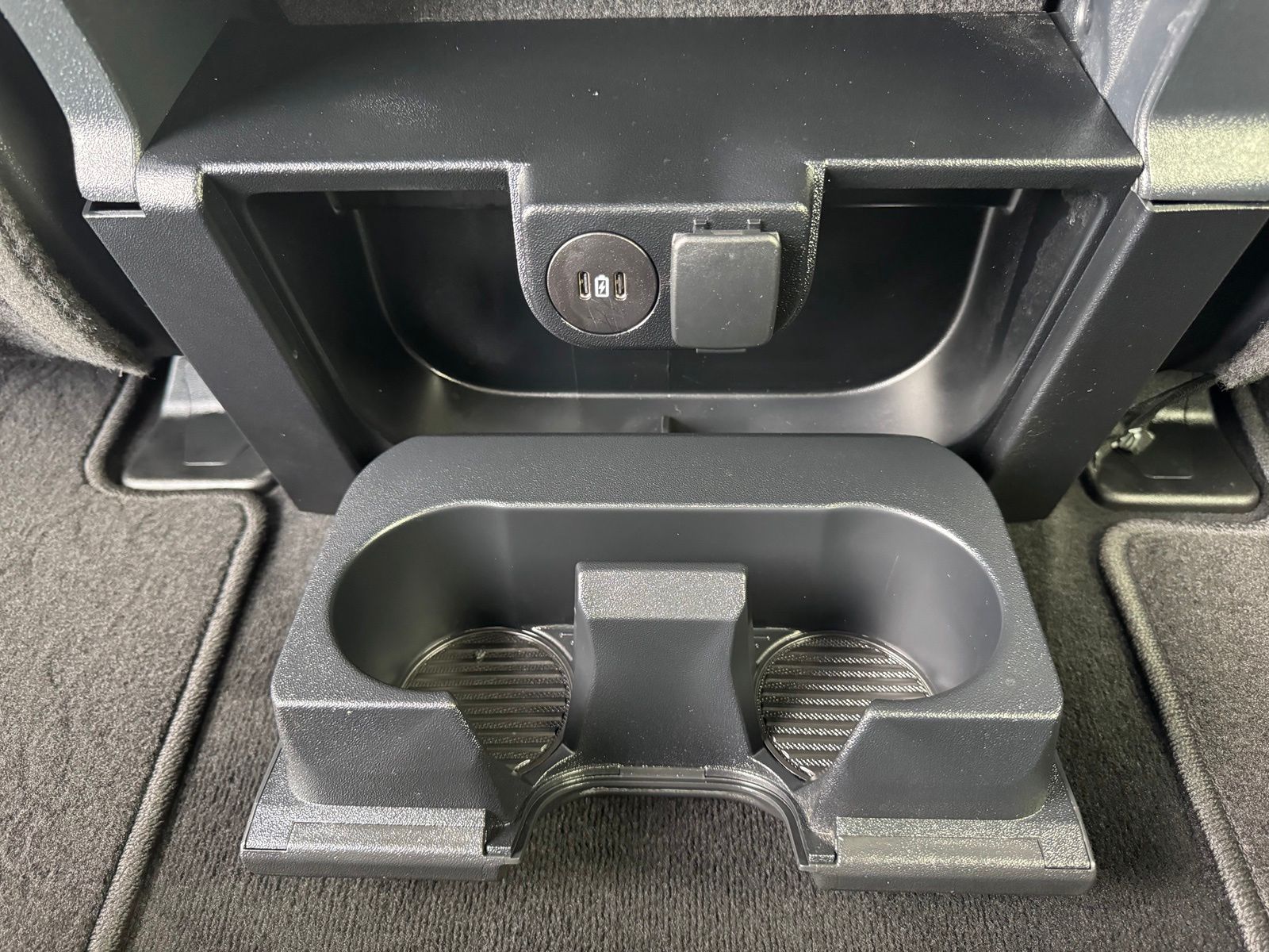 Main image 33