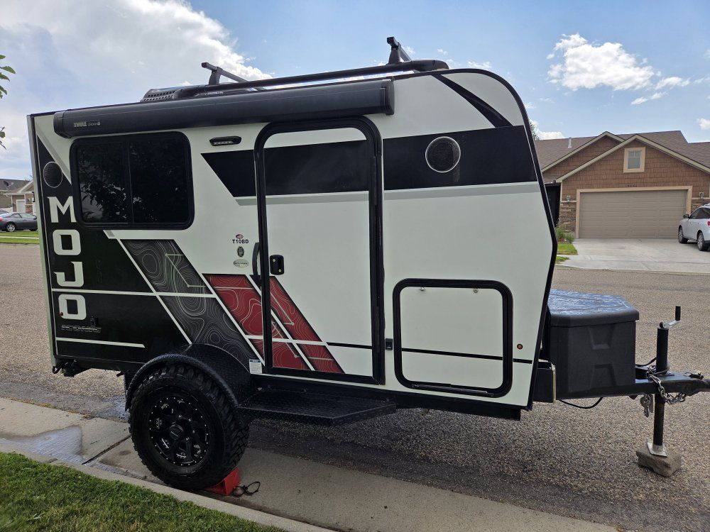 2024 Eclipse MOJO 10BD Toy Hauler Travel Trailer