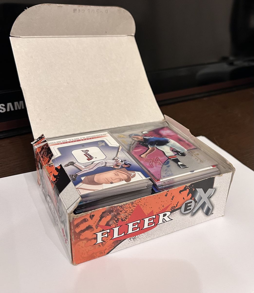 140+ 2002 Fleer eX baseball card lot