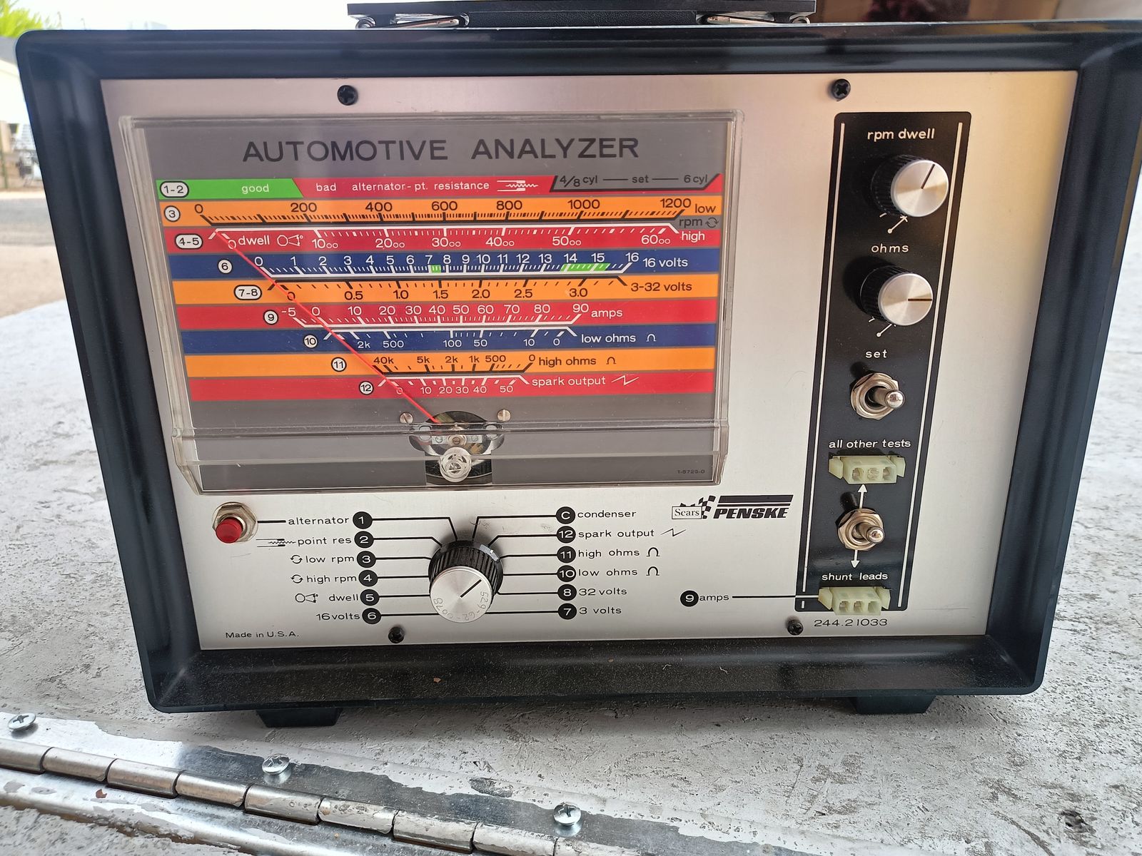 Vintage Penske automotive analizer