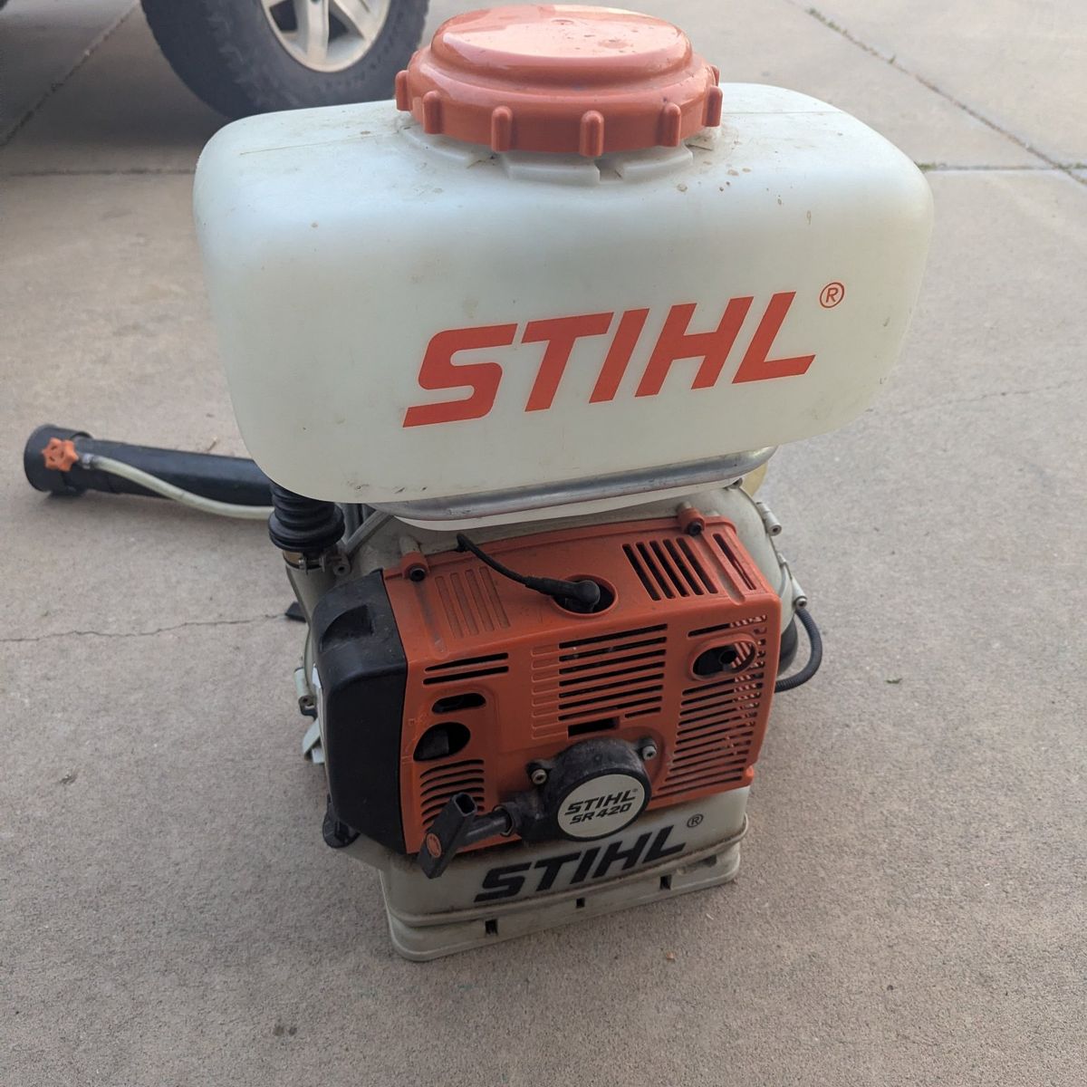 Stihl SR420 backpack blower