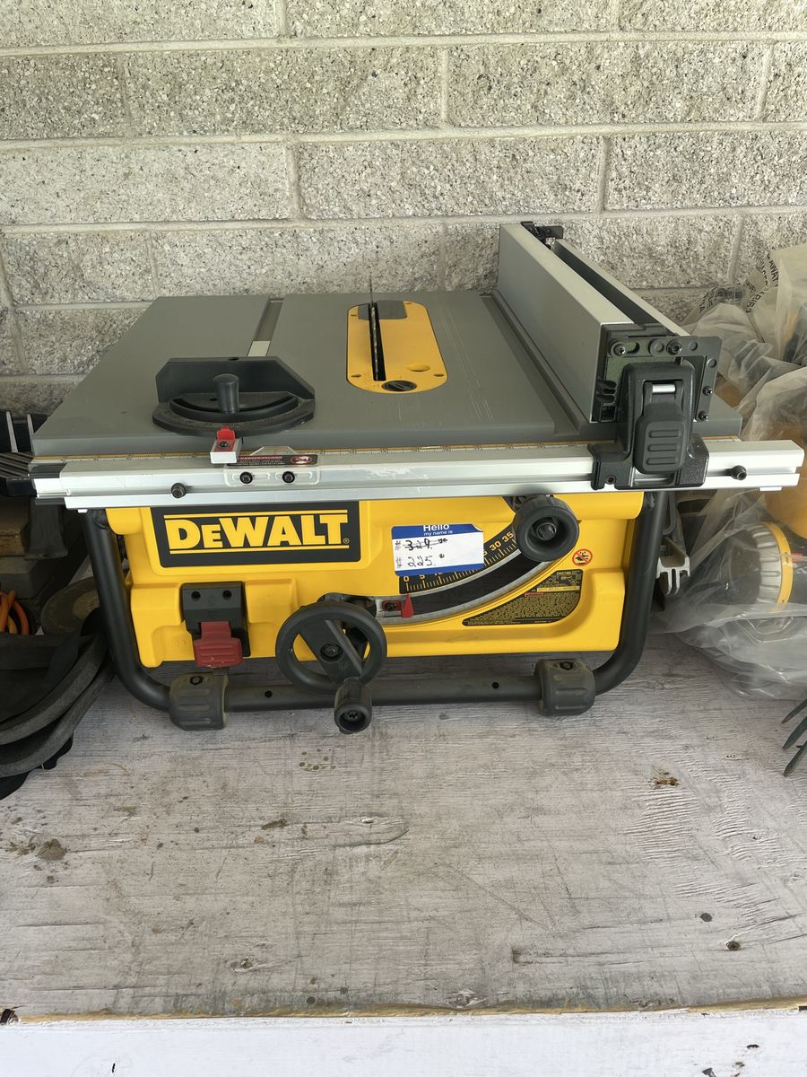 DEWALT DWE7480 10-Inch Compact Jobsite Table Saw, 24-inch Rip Capacity