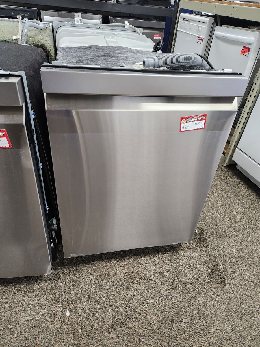 Like New! LG ThinQ Stainless Steel Built-In Dishwasher with Top Controls