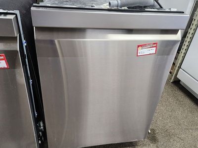 Like New! LG ThinQ Stainless Steel Built-In Dishwasher with Top Controls