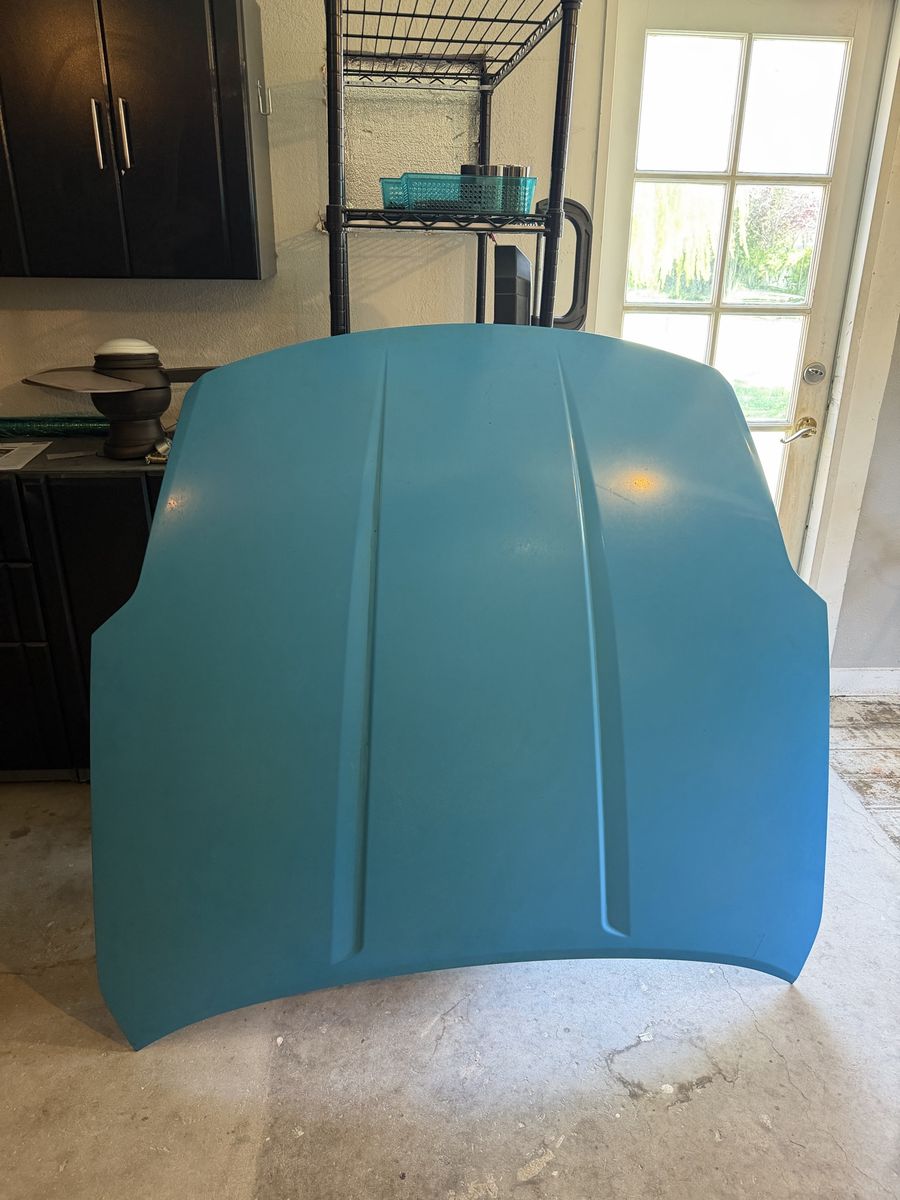 350z OEM hood (DE)