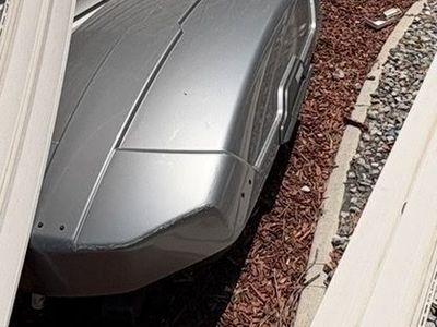 Thule Motion 3 XL Roof Box - Silver, 490L Aerodynamic Cargo Carrier