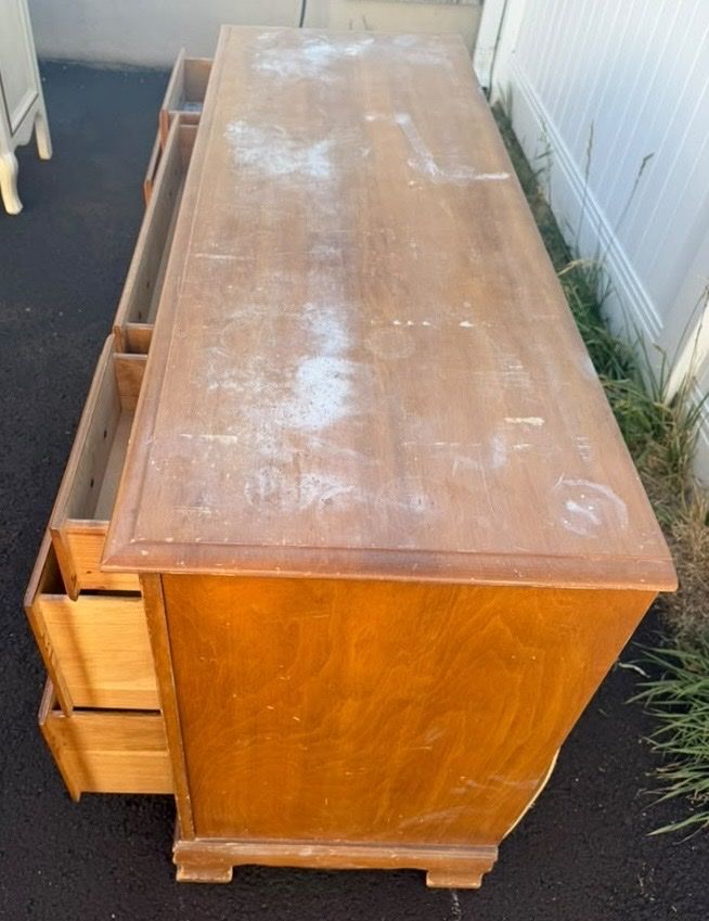 Main image 6