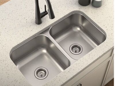 HALF PRICE OF RETAIL! BRAND NEW IN BOX Moen GS18210 Undermount Stainless Steel Kitchen Sink