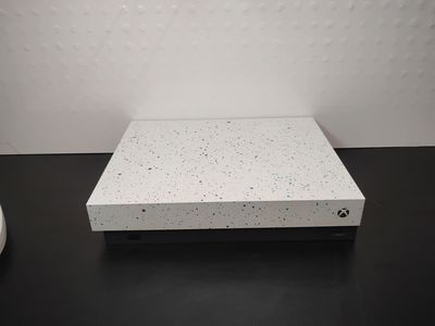 XBOX One X (MOD 1787) 1TB Console with 2 Controllers