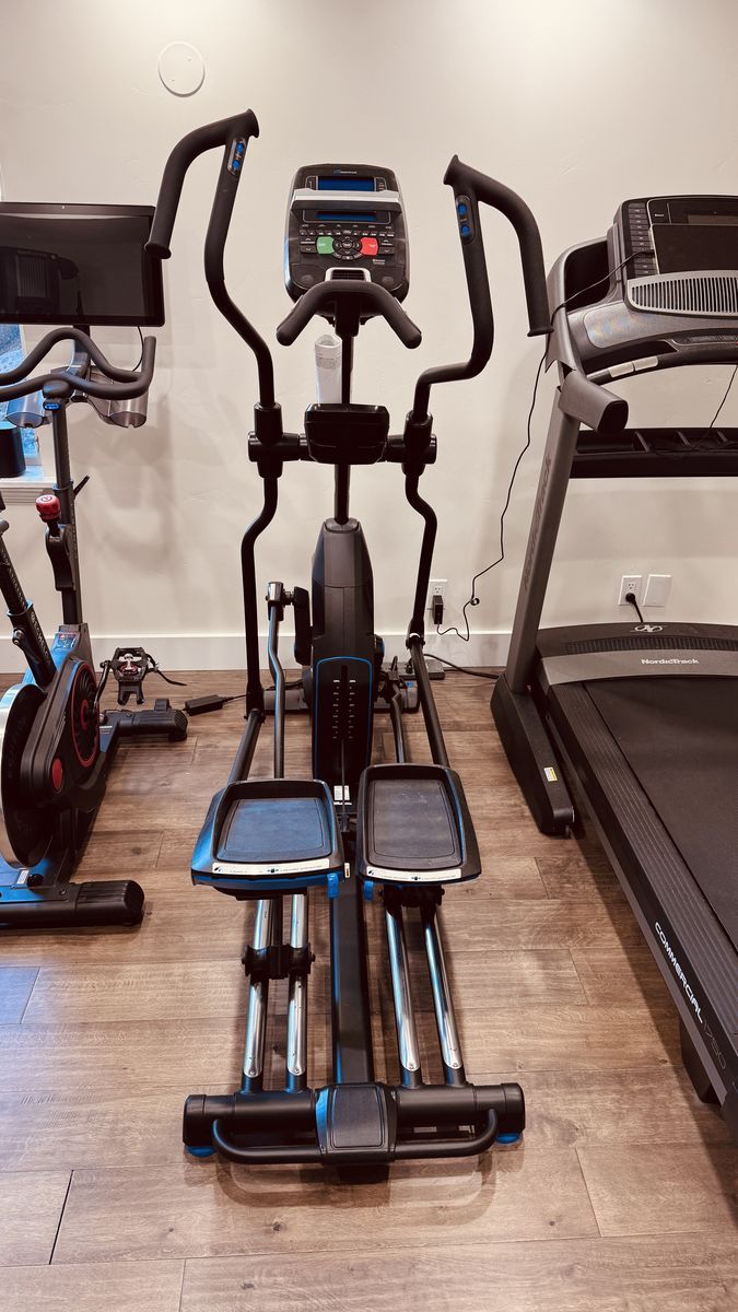 Nautilus E618 Elliptical Trainer – Excellent Condition