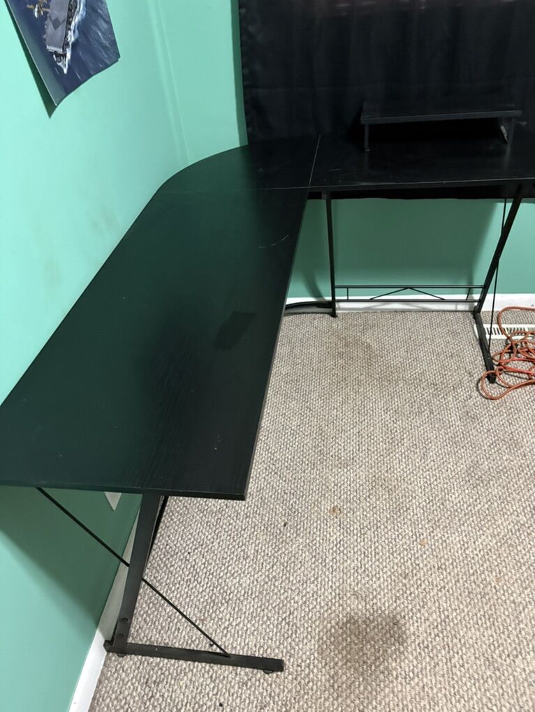 L- Shaped Desk