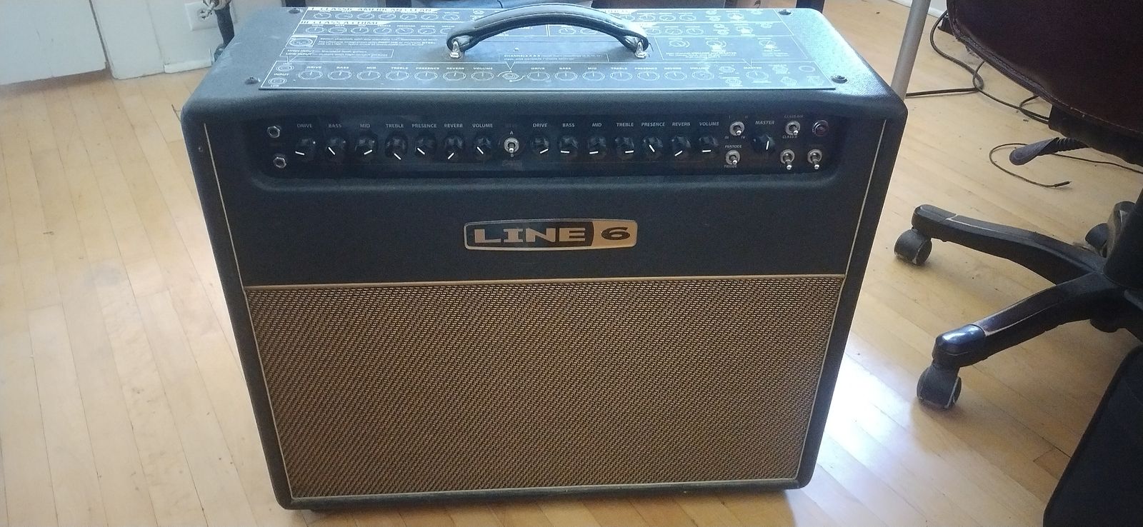 DT50 line6 tube amp NOT WORKING FOR PARTS or to FiX ONLY!!!