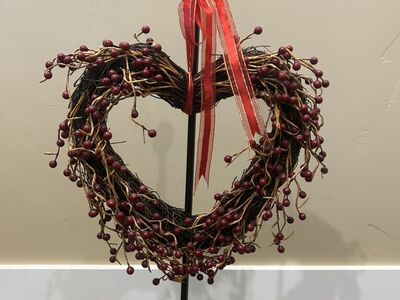 Decorative Wreath Holder