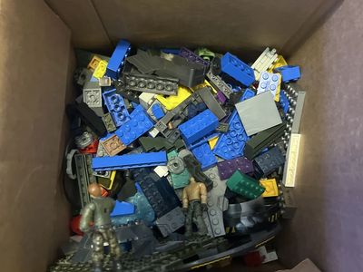 Megablocks / fake Lego halo lot