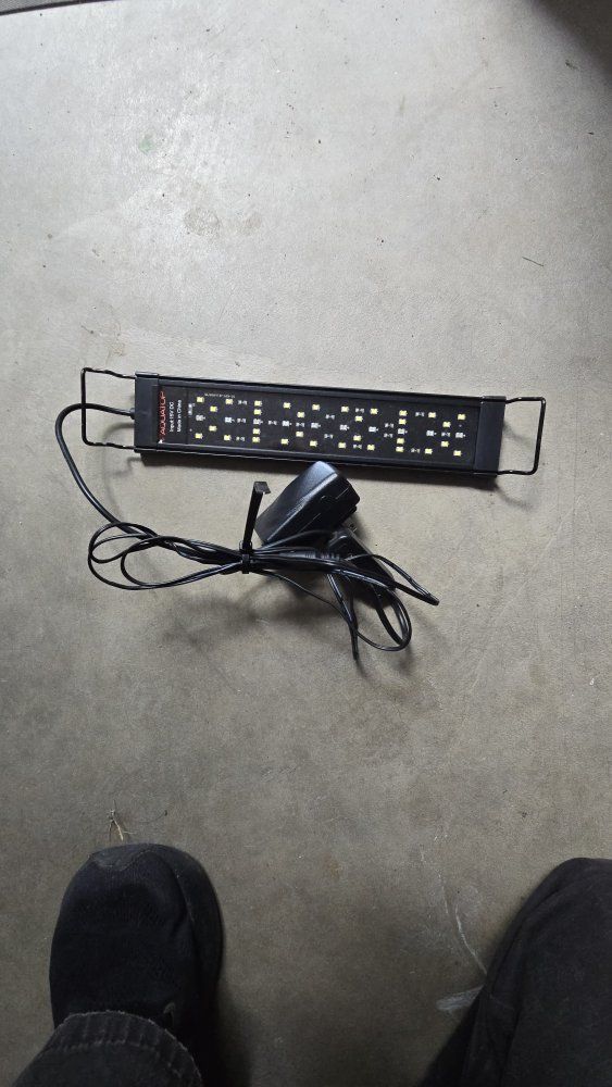 Aquatop Full Spectrum LED Aquarium light 10 in