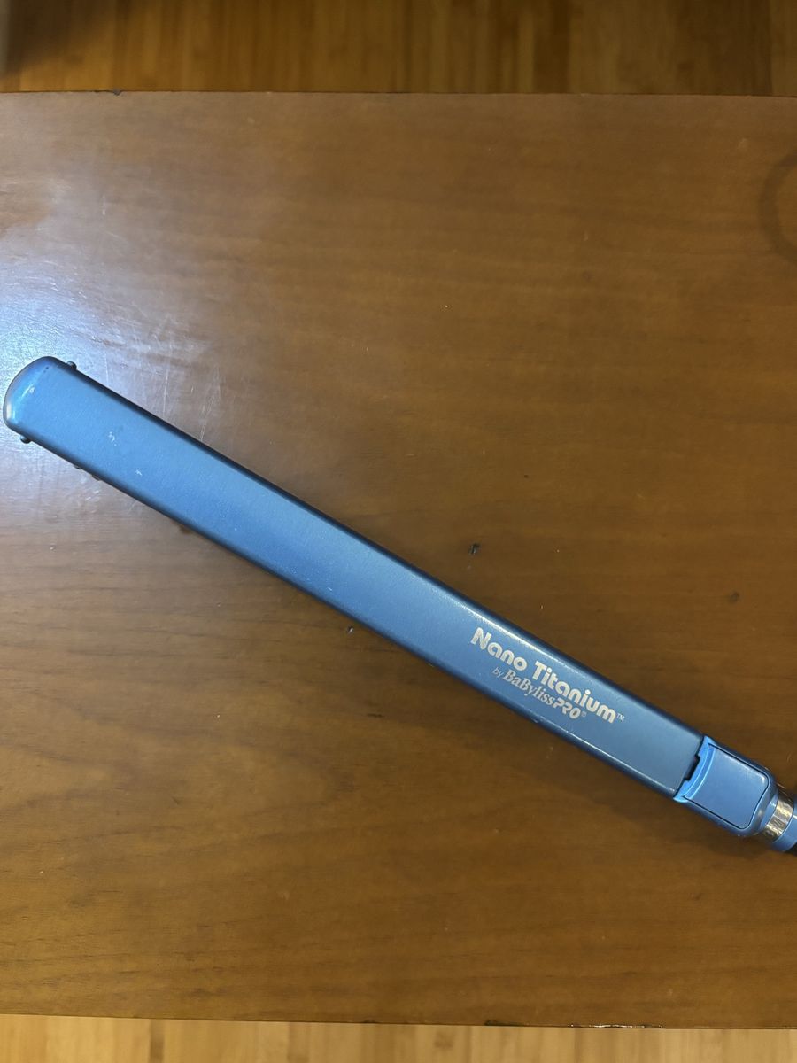 BaByliss Nano Titanium Ultra Thin 1" Flat Iron Hair Straightener, Blue