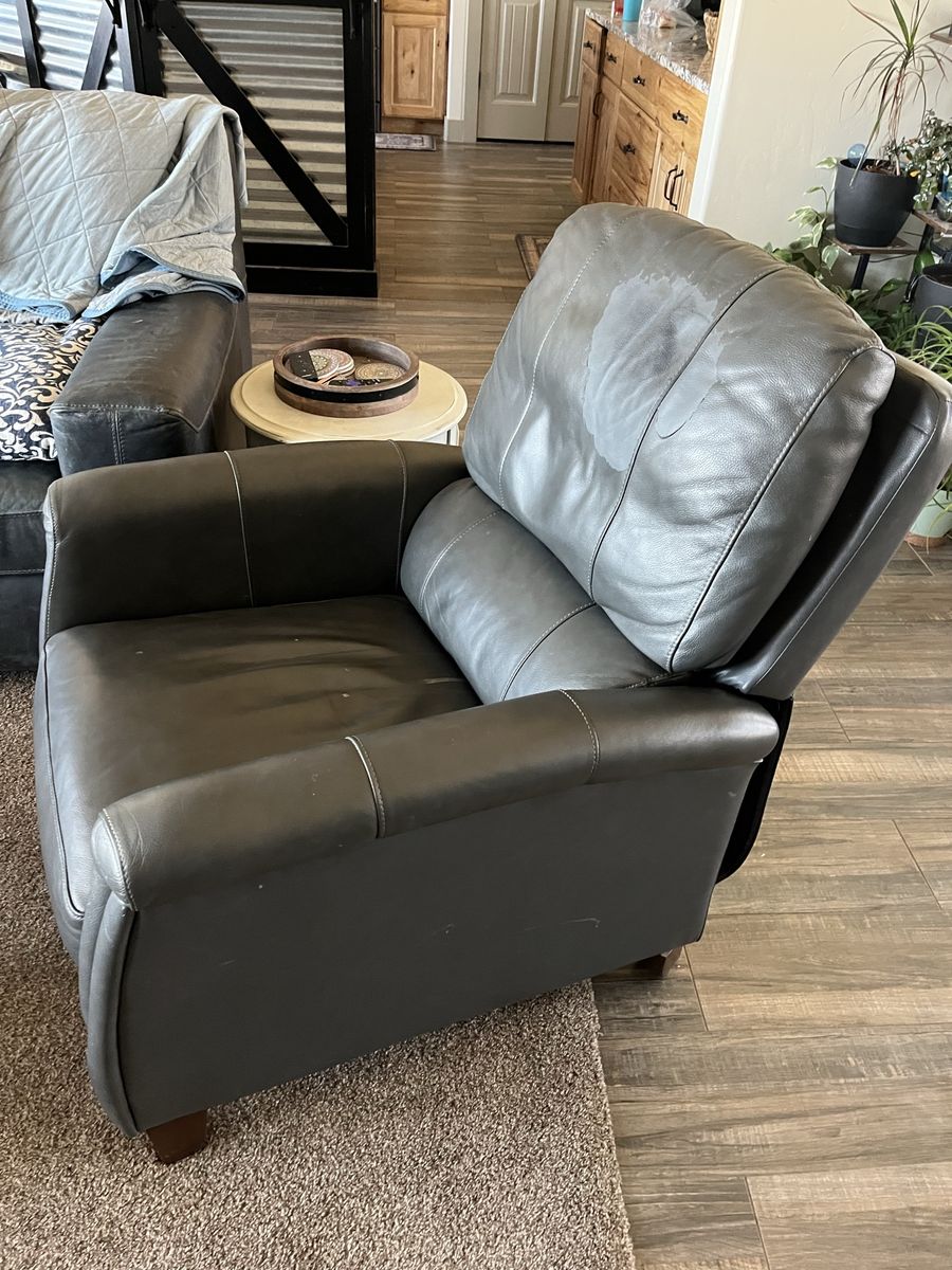 Recliner chair