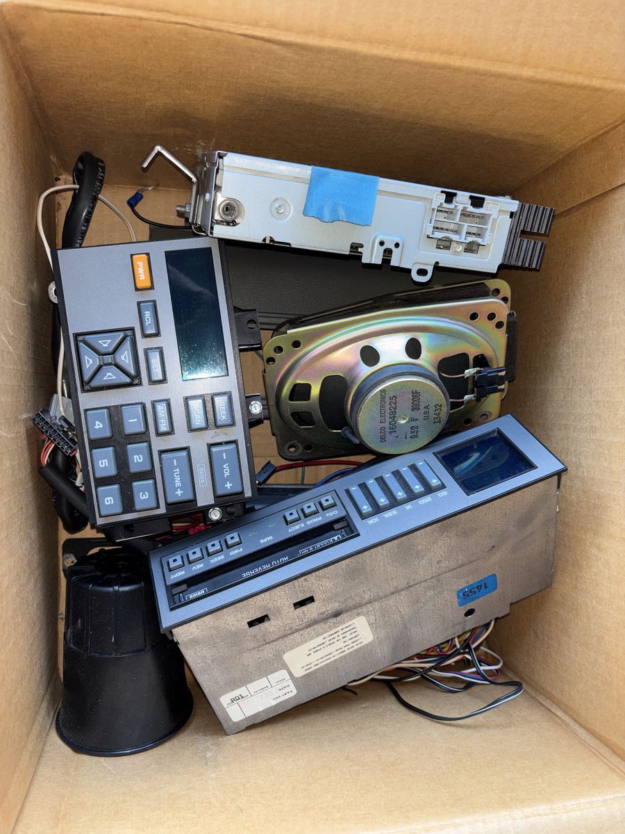 OEM Stereo/EQ - fits Chevy C/K 1988 to 1998 FREE!