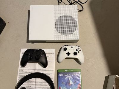 Xbox One S Bundle