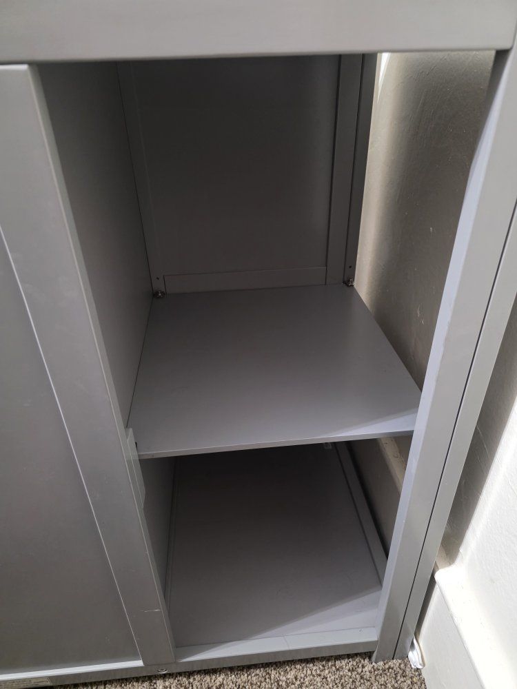 Crib with Changer - Grey