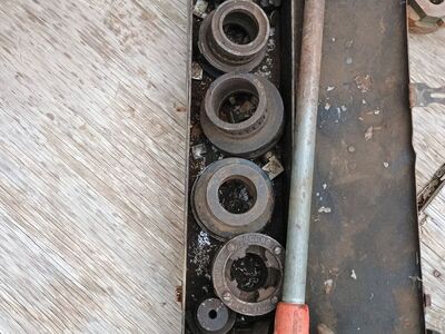 Miscellaneous Pipe Dies and box.