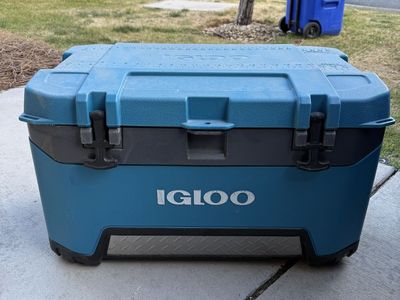 Igloo Cooler