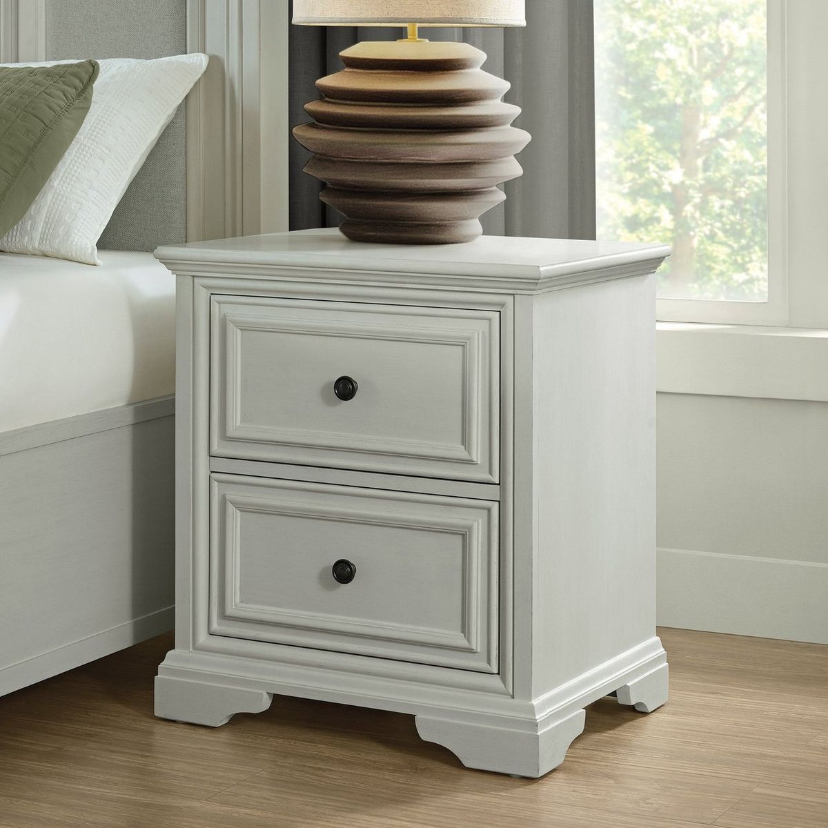 Universal Broadmoore Anistyn Nightstand 1812685  #107076