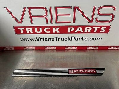 Kenworth T680 Trim Threshold Extrusion, Part # S60-1363