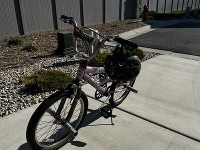 Kids Mongoose 20” Bike + Free Helmet