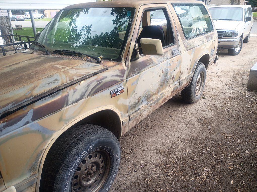 Chevrolet Blazer S-10 4x4 - For Parts/Restoration - Rusty Project Car