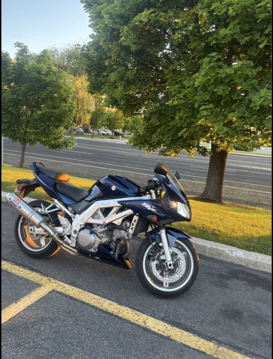 2004 Suzuki SV1000S