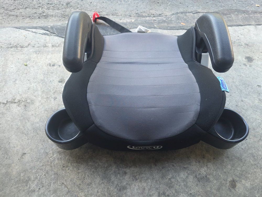 Graco Highback Booster Car Seat Black and Grey 40-100 lbs