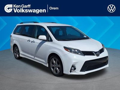 2018 Toyota Sienna SE 8-Passenger