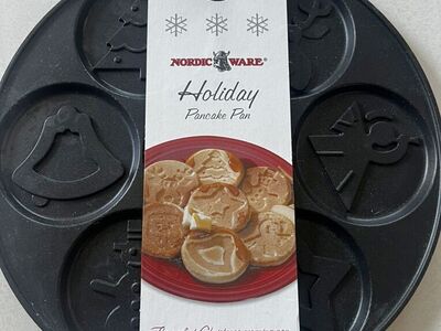 New NordiC Ware Holiday Pancake Pan