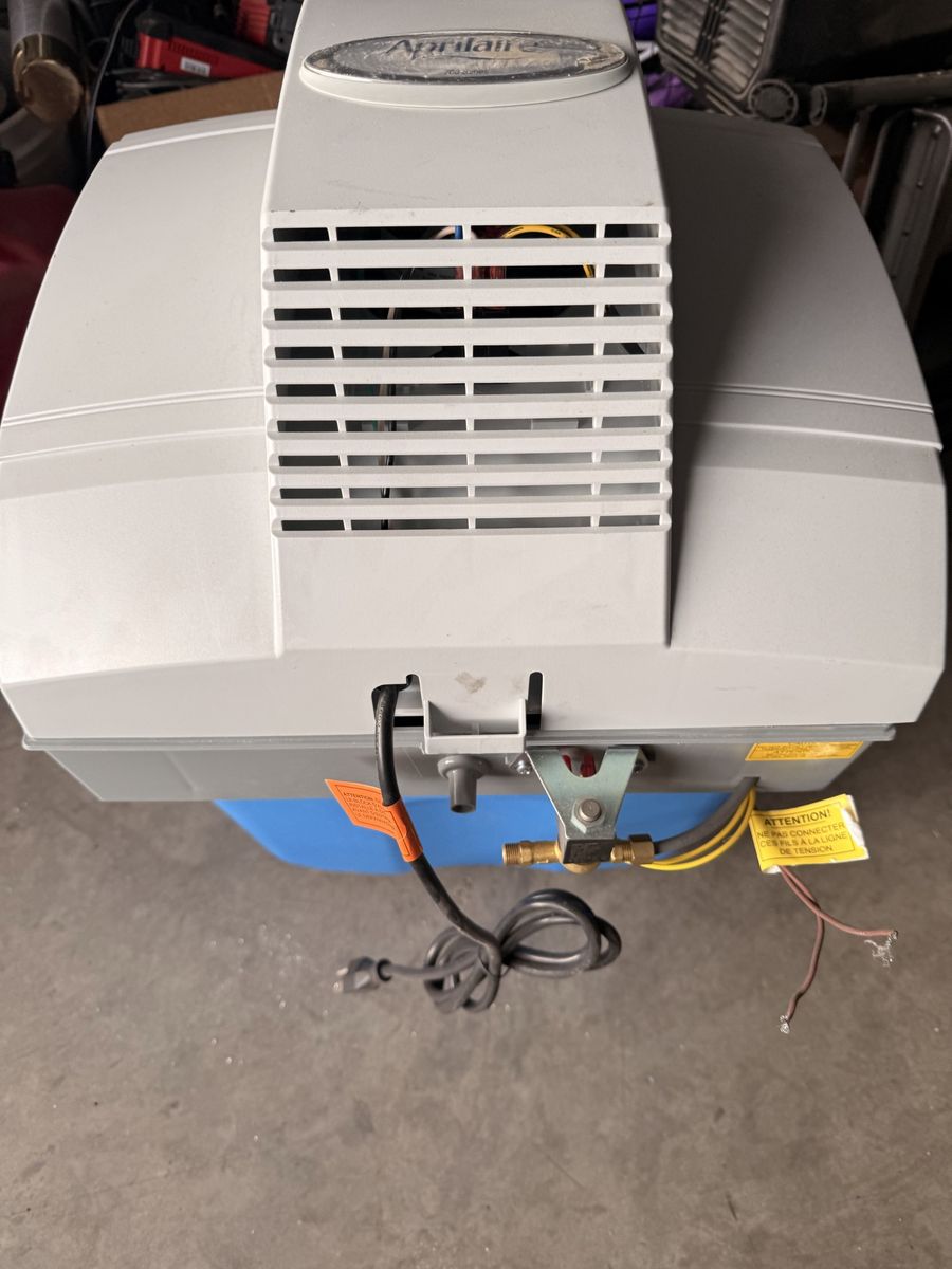 Humidifier for furnace 
