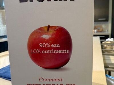 Breville Fruit and Veggie Juicer (never been used)