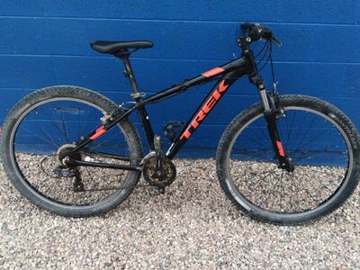 Trek Marlin 4 Bike 15.5 Mountain Bike