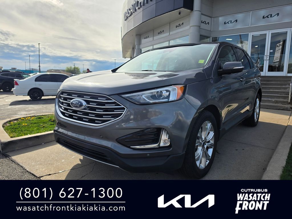2022 Ford Edge Titanium