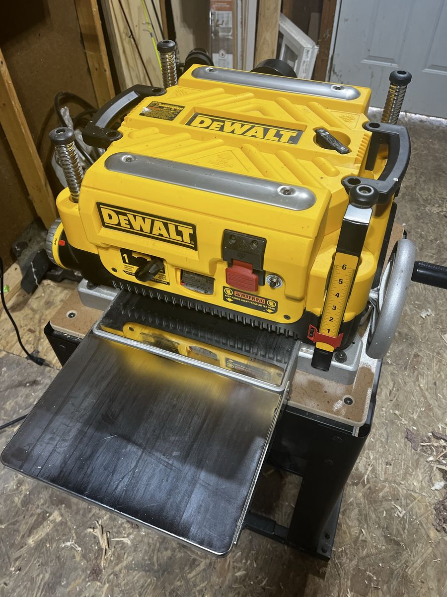 DEWALT DW735X 13-inch Two-Speed Thickness Planer with Tables and stand - Used Excellent Condition