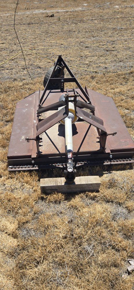 Main image 6