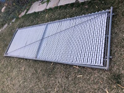 Drivegate 4T x 11' 5.5" L diagonal support, privacy slats