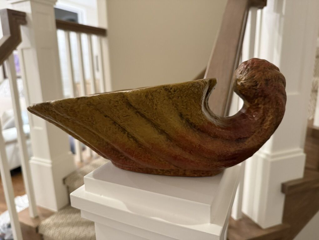 Vintage Ceramic CornucopIa Table Decoration