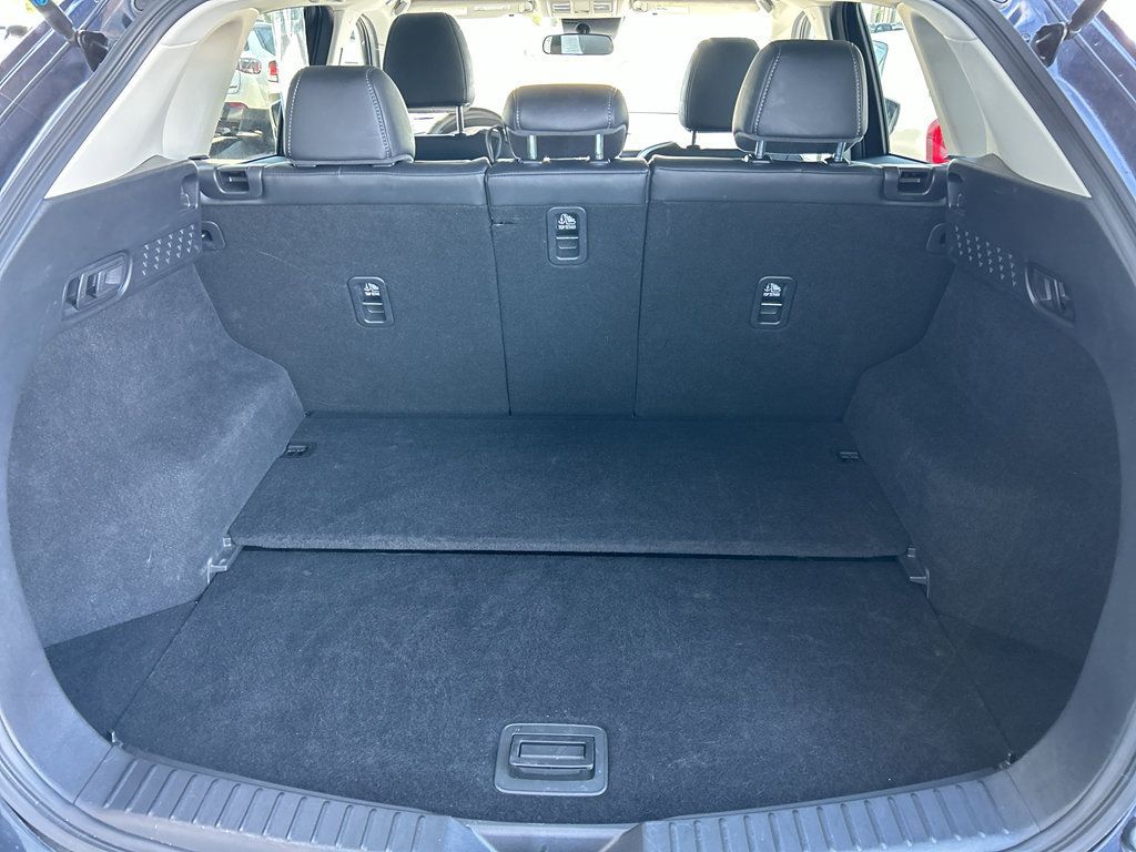Main image 8