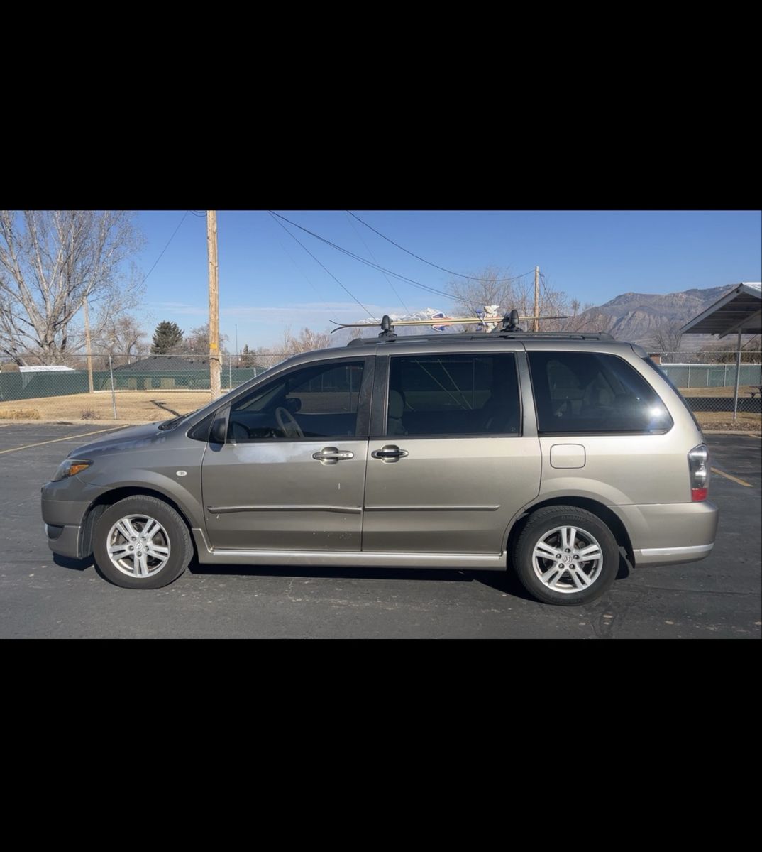 2006 MAZDA MPV