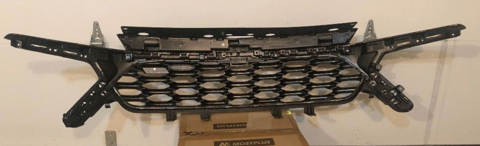 Main image 3