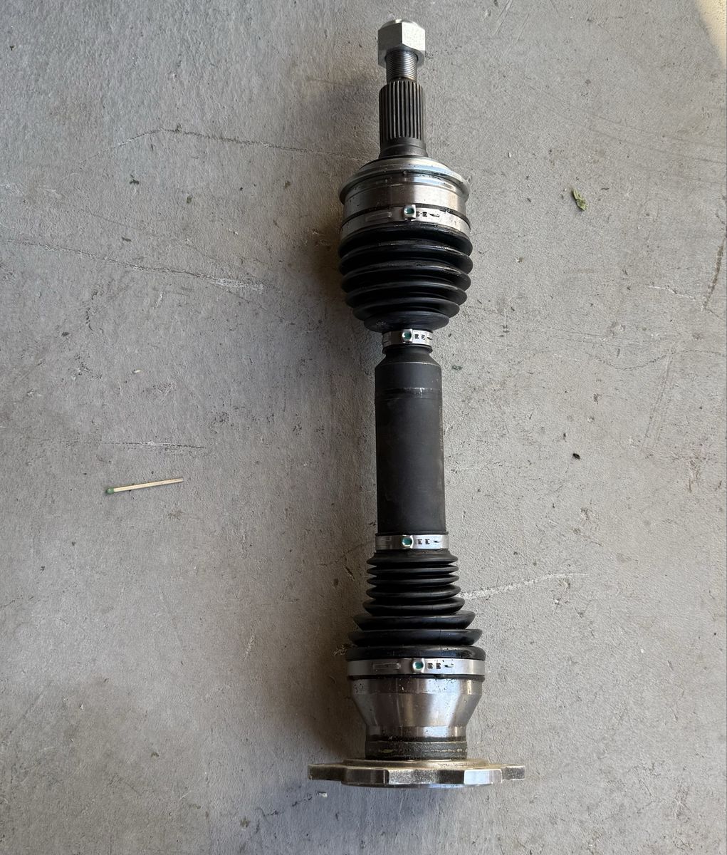 New extended travel CV axle  88-07 Silverado Sierra Yukon Tahoe Suburban 1500